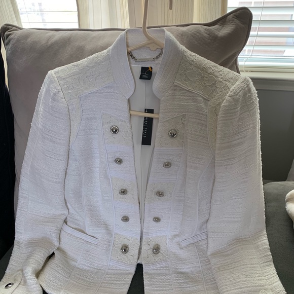 Sold🎉🎉💥💥💥💥💥Jacket - Picture 2 of 3